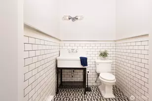 381 Wallace Way NE, Bainbridge Island, WA 98110 - Photo 6