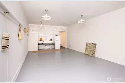 381 Wallace Way NE #109, Bainbridge Island, WA 98110 - Photo 2