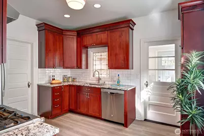 2608 S Grand Street, Seattle, WA 98144 - Photo 12