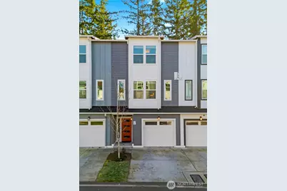 13717 Admiralty Way #G4, Lynnwood, WA 98087 - Photo 2