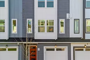 13717 Admiralty Way, Lynnwood, WA 98087 - Photo 2