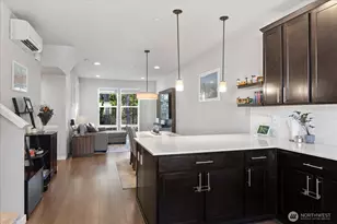 13717 Admiralty Way, Lynnwood, WA 98087 - Photo 10