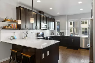 13717 Admiralty Way #G4, Lynnwood, WA 98087 - Photo 8