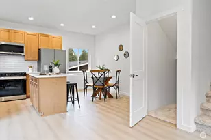 21855 Wavecrest Ave NE, Poulsbo, WA 98370 - Photo 10