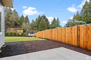 21855 Wavecrest Ave NE, Poulsbo, WA 98370 - Photo 32