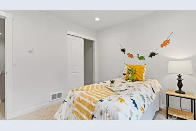 21855 Wavecrest Avenue NE, Poulsbo, WA 98370 - Photo 24