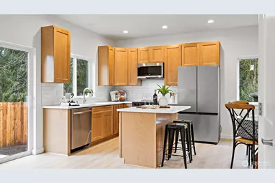 21855 Wavecrest Avenue NE, Poulsbo, WA 98370 - Photo 8