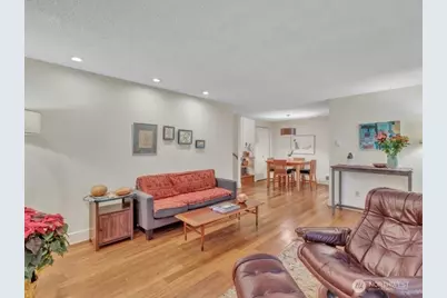 4629 W Lake Sammamish Parkway SE #H206, Issaquah, WA 98027 - Photo 4