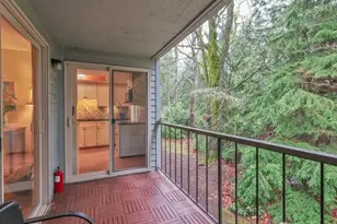 4629 W Lake Sammamish Pkwy SE, Issaquah, WA 98027 - Photo 20