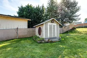 1833 W 12th St, Port Angeles, WA 98363 - Photo 32
