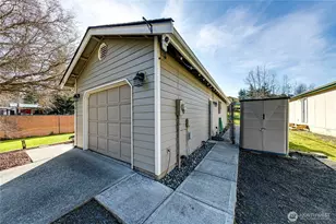 1833 W 12th St, Port Angeles, WA 98363 - Photo 22