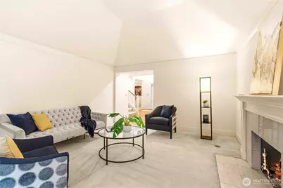 1726 Bellevue Way NE, Bellevue, WA 98004 - Photo 10