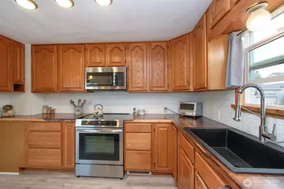 311 S Jones Street, Port Angeles, WA 98362 - Photo 12