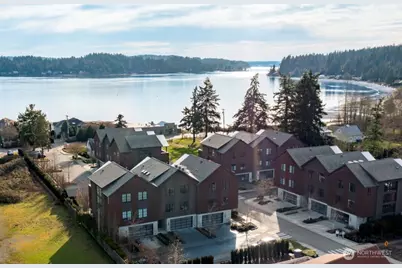 4566 Flying Goat Avenue NE #C220, Bainbridge Island, WA 98110 - Photo 2