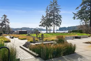 4566 Flying Goat Ave NE, Bainbridge Island, WA 98110 - Photo 12