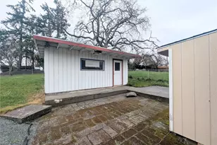 1740 SE 6th St, Oak Harbor, WA 98277 - Photo 18