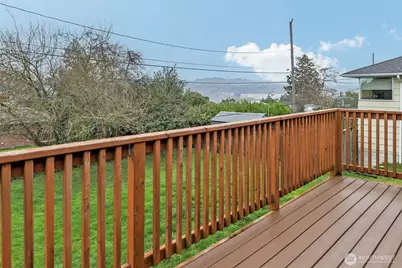 7716 S Mission Drive, Seattle, WA 98178 - Photo 20