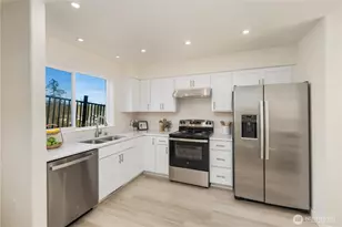 1032 1 Guard St, Friday Harbor, WA 98250 - Photo 4