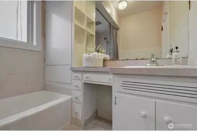 611 E 29th Street, Vancouver, WA 98663 - Photo 18