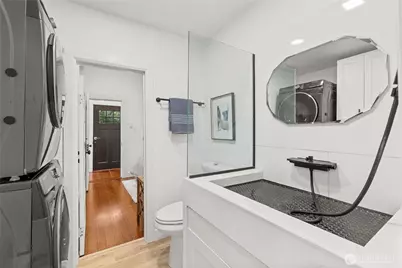 424 27th Avenue E, Seattle, WA 98112 - Photo 12