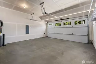 19365 139th Pl SE, Renton, WA 98058 - Photo 32