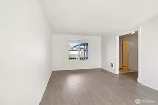 16005 NE 4th St, Vancouver, WA 98684 - Photo 4