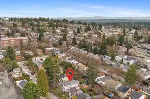 7532 9th Ave NE, Seattle, WA 98115 - Photo 40