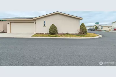 1200 Gallers Street, Wenatchee, WA 98801 - Photo 2
