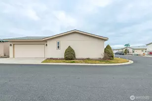 1200 Gallers St, Wenatchee, WA 98801 - Photo 2