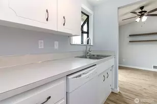 713 136th St S, Tacoma, WA 98444 - Photo 12
