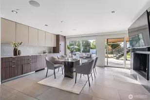 9135 NE 19th St, Clyde Hill, WA 98004 - Photo 22