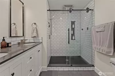 5001 California Avenue SW #202, Seattle, WA 98136 - Photo 24