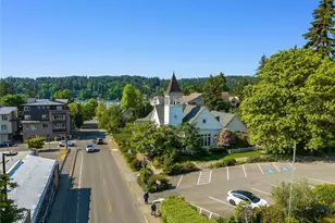 328 Ericksen Ave NE, Bainbridge Island, WA 98110 - Photo 38