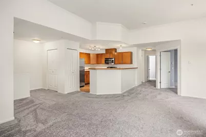 21404 S 40th Place #F, SeaTac, WA 98198 - Photo 6