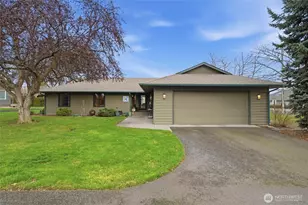 1390 Highland Rd, Walla Walla, WA 99362 - Photo 2
