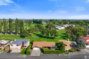 1255 Fairway Dr, Moses Lake, WA 98837 - Photo 4