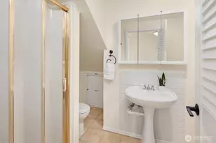 9115 SE 72nd Pl, Mercer Island, WA 98040 - Photo 18