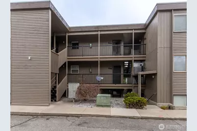 429 King Street #332, Wenatchee, WA 98801 - Photo 1