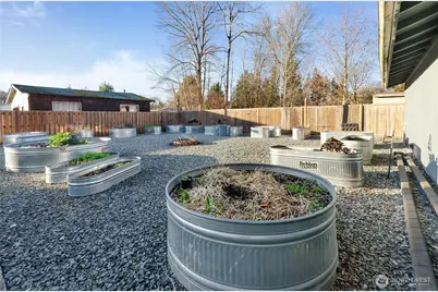 1122 13th Street SW, Puyallup, WA 98371 - Photo 32
