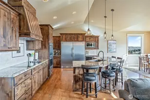 825 American Fruit Rd, Wenatchee, WA 98801 - Photo 8