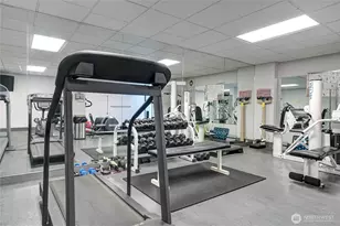 6535 Seaview Ave NW, Seattle, WA 98117 - Photo 24