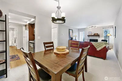 13717 Linden Ave N #204, Seattle, WA 98133 - Photo 12