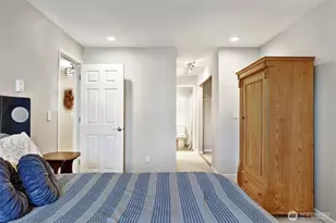 13717 Linden Ave N, Seattle, WA 98133 - Photo 14