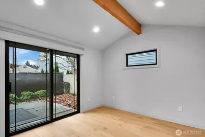 304 Daley Street, Edmonds, WA 98020 - Photo 10