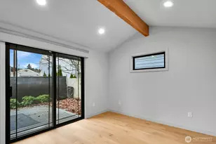 304 Daley St, Edmonds, WA 98020 - Photo 10