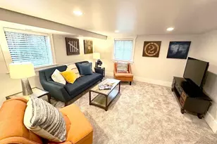 5718 Palatine Ave N, Seattle, WA 98103 - Photo 20