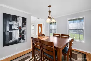 4924 N Vista Dr E, Bonney Lake, WA 98391 - Photo 10