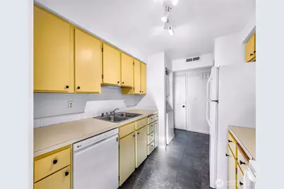 3104 Bill McDonald Pkwy #D202, Bellingham, WA 98225 - Photo 12