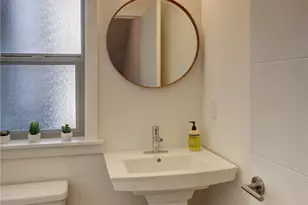 8706 S 42nd Ave, Seattle, WA 98118 - Photo 10