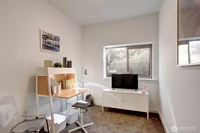 8706 S 42nd Avenue, Seattle, WA 98118 - Photo 8